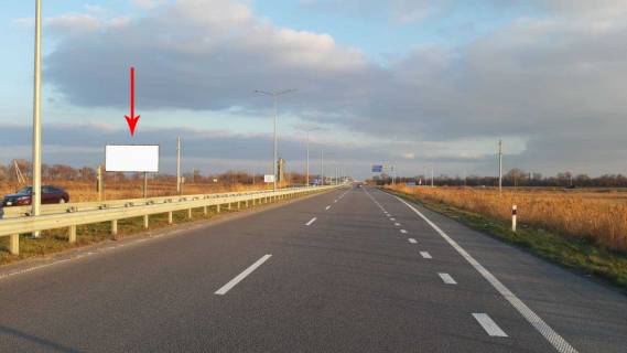 Billboard B in Loboykivka, 6х3  N-T-04-41, km 0+220 (pravoruc), Ruh do Dnipra, pered rozv'azkou na s. Elizavetivka (m. Kam'ans'ke), s. Lobojkivka Photo 1