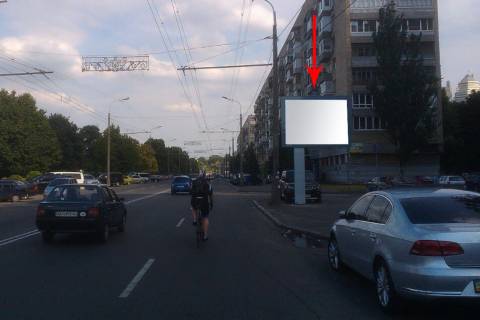 Scrolller, Scroll A in Dnipro (Dnipropetrovsk) s048A5,st. Siceslavs'ka Naberezna (Nab. V.I. Lenina), bila bud. 33 - 230796 Photo 1