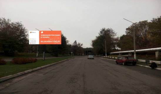 Billboard A in Kam'yanske (Dniprodzerzhinsk), 6х3  avtorozv'azka av. Gimnazicnij - st. Josipa Manaenkova - st. Vasil'evs'ka (na rozdil'nij smuzi), napramok z centru Photo 1