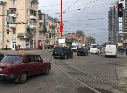 Backlight B in Dnipro (Dnipropetrovsk), 3.14х2.32  st. Smidta - prosp. Puskina, bila svitloforu Photo 1