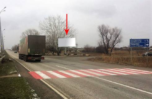 Billboard A in Novoselovka, 6х3  M-30 Strij- Uman' - Dnipro- Izvarine (cerez mm Vinnicu, Kropivnic'kij ) km   997+972 (livoruc), GPS 48.57984, 35.24813 Photo 1