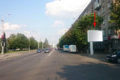 Scrolller, Scroll A in Dnipro (Dnipropetrovsk) s054A3,st. Siceslavs'ka Naberezna (Nab. V. I. Lenina) - st. Voskresens'ka (Lenina) napram do Novogo mostu, PUMB, bila svitlofora - 230831 Photo 1