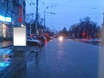 Citylight B in Dnipro (Dnipropetrovsk) C09B,av. Kirova - av. Puskina, 25-27 Photo 1