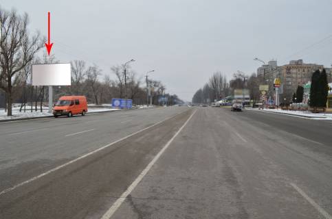 Billboard B in Dnipro (Dnipropetrovsk), 6х3  st. Naberezna Zavods'ka - st. Komunarivs'ka, MAKDONALDS, TC KOMFIi, SIL'̱PO, k-t Komunar, BILLA, v centr Photo 1