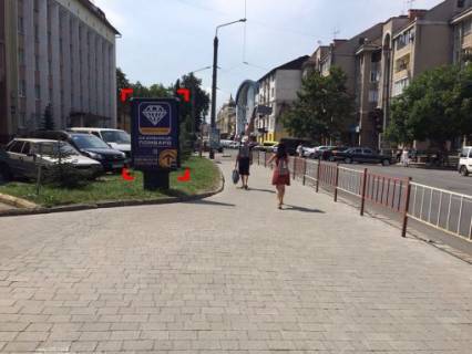 Citylight B in Ivano-Frankivsk st. Dnistrovs'ka, 30 Photo 1