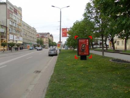 Citylight A in Lviv st. Nezaleznosti, 36, misce 1 Photo 1