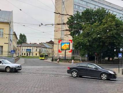 Video Billboard A in Lviv вул. Антоновича – Бандери – Невського, розмір 2,3 х 3,2 м екран - 563428 Photo 1