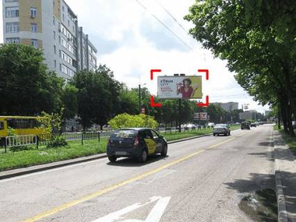 Prismatron, Prism Р/П in Lviv av. Cornovola (Universam), v centr, prizma 1 - 439152 Photo 1