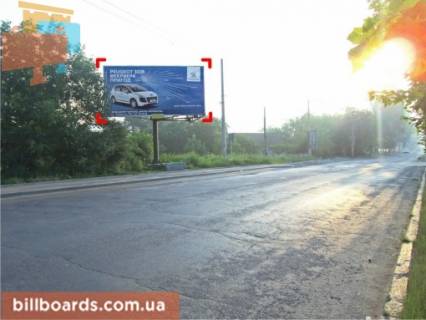 Billboard B in Chernivtsi st. Hotins'ka - Kalinivs'ka (bila bud. 75) Photo 1