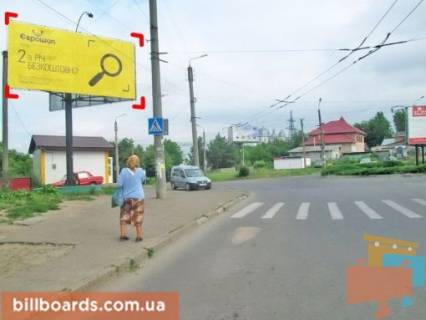 Billboard B in Chernivtsi st. Geroiv Majdanu - Pivdennokil'ceva Photo 1