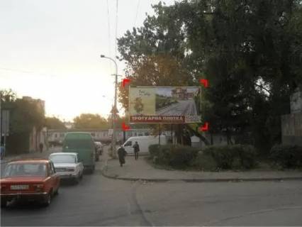 Billboard A in Rivne st. Peresopnic'ka (bila zaliznicnogo pereizdu) Photo 1