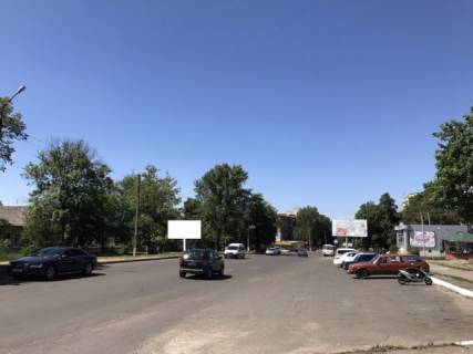 Billboard B in Smila, 6x3  st. Nezavisimosti 71, Biznes-Centr Photo 1
