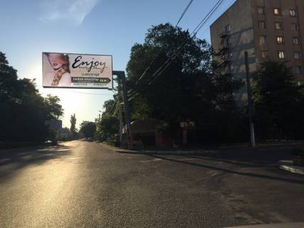 Billboard A in Odessa, 3x6  L'vovskaa/Makarenko Photo 1