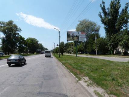 Billboard A in Kremenchuk, 3 х 6  prosp. Poltavs'kij, 23, r-n Central'noi rajonnoi likarni ta perehresta z st. Radans'koi Armii Photo 1