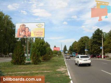Billboard A in Kremenchuk, 3 х 6  prosp. Svobodi, bila bud. 77, r-n supermarketu <<ATB>> ta rinku, na rozdilovij smuzi, napramok z centru Photo 1