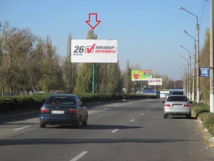 Billboard A in Kremenchuk, 3 х 6  st. Velika  naberezna, 17, r-n magazinu <<Optovicok>>, na rozdilovij smuzi, napramok u centr Photo 1