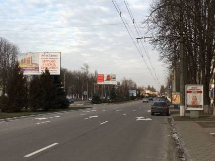 Billboard B in Kremenchuk, 3 х 6  prosp. Svobodi, 120/25, perehr. z provulkom Tolstogo Photo 1