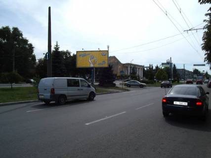 Prismatron, Prism A in Kremenchuk, 3 х 6  prosp. Svobodi, 55, perehr. z st. Maakovs'kogo, r-n DK <<KrAZ>> i TC <<Merkurij>>, napramok u centr - 87217 Photo 1