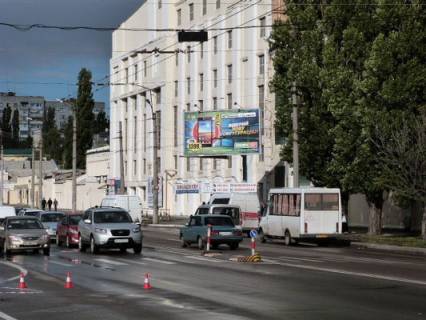 Prismatron, Prism A in Kremenchuk, 3 х 6  prosp. Svobodi, 8a, perehr. z st. Troic'kou ta st. Horol's'kou, rajon supermarketu <<ATB>> ta elektrostancii - 87194 Photo 1