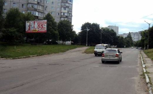 Billboard B in Fastiv  st.Geroev tankistov, 6 (V) Photo 1