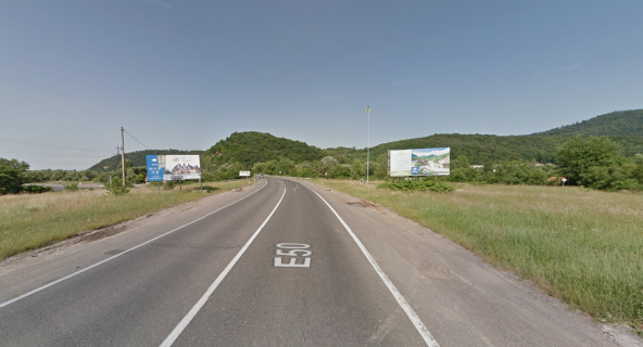 Billboard B in Kolchino trasa Kiiv-Cop, z'izd  u s.Kol'cino, pered Mukacevom Photo 1