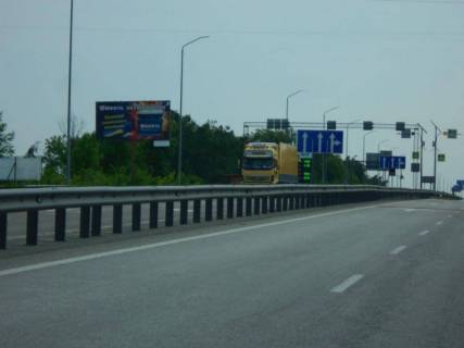 Billboard B in Berezivka (Kiev region) s. Berezivka, trasa M-06 "Kiiv-Cop" (Zitomir), km 40+500 pravo, bila avtobusnoi zupinki "Severinivka" Photo 1