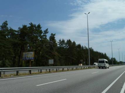 Billboard B in Berezivka (Kiev region) s. Berezivka, trasa M-06 "Kiiv-Cop" (Zitomir), km 36+250 pravo, navproti TIR avtomobil'noi stoanki, za 350m do AZS BRSM-Nafta, cerez 650m pisla restoranu "Bistro Pekara", cerez 750m pisla otelu "Mezon Blans" Photo 1