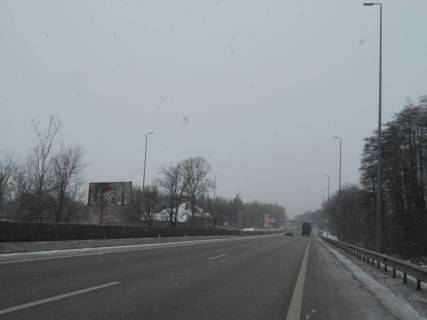 Billboard B in Glevakha smt. Kalinivka, trasa M-05 Kiiv-Odesa, km 30+000 livo, za 200m do AZS AMIK, za 350m do avtobusnoi zupinki "st. Zora", za 750m do povorotu na st. Zaliznicna Photo 1