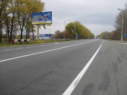 Billboard B in Kiev roads Cerkas'ka trasa, trasa N-08 "Borispil'-Dnipro-Zaporizza", km 5+700 pravo, navproti  AZS "Sun Oil", za 800m do povorotu na ob'izdnu dorogu Borispola, v'izd v m. Borispil' z Dnipra (Pereaslava) Photo 2