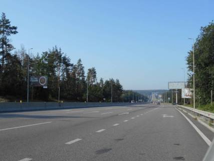 Billboard B in Vita-Poshtova s. Vita-Postova, trasa M-05 Kiiv-Odesa, km 18+090 livo, cerez 250m pisla AZS WOG, za 730m do povorotu na s. Vita-Postova (na st. Sadova) Photo 1