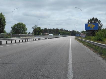 Billboard A in Ivankiv с. Іванків, харківська траса, траса М-03 "Київ-Харків", км 46+350 право, за 100м до магазину Фора, за 400м до автобусної зупинки та повороту на вул. Пролетарська, через 1км після АЗС ОККО Photo 1