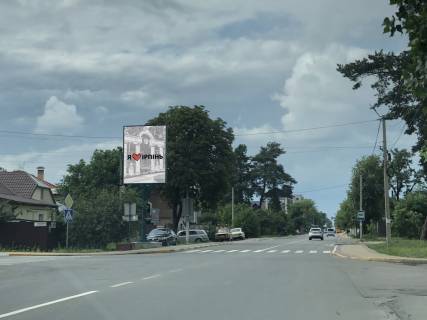 Billboard B in Irpin na rozi st. Soborna ta st. Puskins'ka (v napramku z Kieva) Photo 1