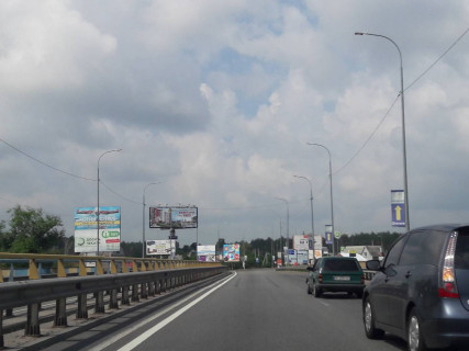 Billboard B in Gostomel, 6*3  trasa Kiiv-Kovel' (livoruc), v napramku z Kieva, bila mostu cerez r. Irpin' Photo 1