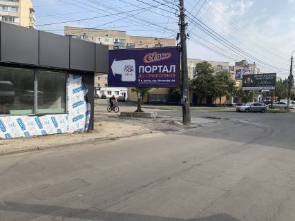 Billboard B in Irpin, 3*6  st. Antonova, bila supermarketu <<Sil'po>> Photo 1