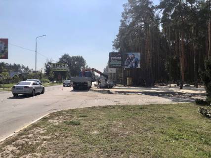 Billboard A in Borodyanka, 6*3  st. Svato-Pokrovs'ka (viizd z Gostomela v napramku Kieva) Photo 1