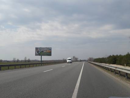 Billboard B in Mikulychi, 6*3  trasa Kiiv-Kovel' (livoruc) km 41+900, v napramku z Kieva Photo 1