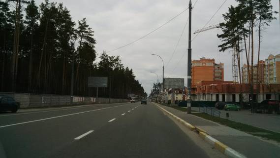 Billboard B in Irpin, 6*3  st. Universitets'ka, bila parku Central'nij (v napramku z Kieva) Photo 1