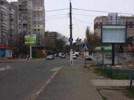 Cityscroll A in Irpin, скрол 3,14*2,30  na rozi st. Griboedova ta st. Z.Alievoi (bila BC Mr. Korner) Photo 1