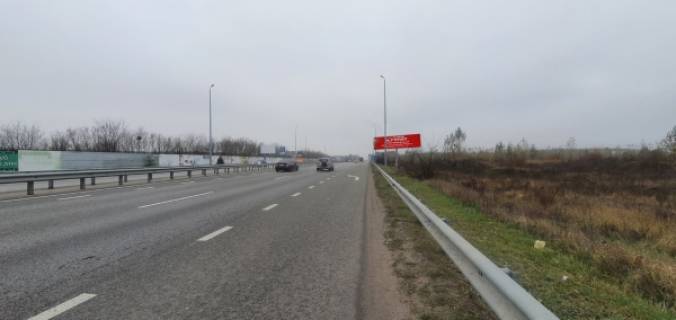 Billboard A in Parking, 3х6  Zitomirskaa trassa - s.Milaa, restoran "Dva Bobra" - 27 km, naav. iz Kieva (pravyj) Photo 1