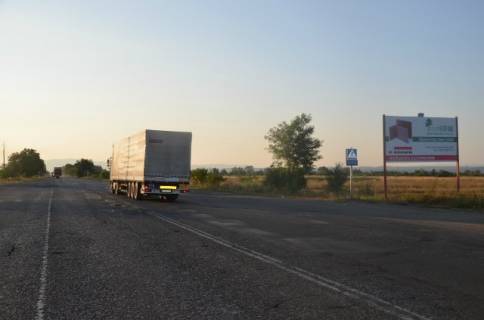 Billboard A in Tyachiv smt.Bustino viizd z selisa v storonu m.Uzgorod trasa Rogatin-Mukacevo Photo 1