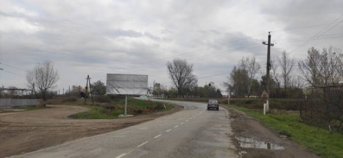 Billboard A in Vinogradiv st. Central'na, v storonu Beregova Photo 1