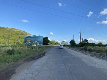 Billboard A in Beregovo, Біл-борд  m.Muzievo Photo 1