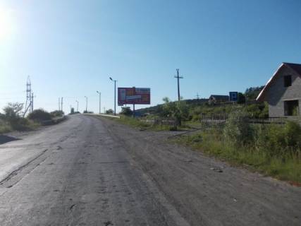 Billboard A in Solotvino, 6x3  smt.Solotvino, st. Sportivna v storonu m.Taciv, bila rinku,avtorinku. Photo 1