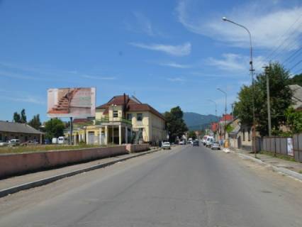 Billboard B in Khust, 6x3  m. Hust, st. Ivana-Franka, avtostancia,  zaizd v centr mista, v storonu m.  Uzgorod Photo 1