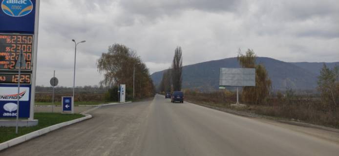 Billboard A in Vinogradiv st. Persikova,viizd z mista ,AZS Photo 1