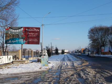Billboard B in Tyachiv, 6x3  m. Taciv st. Armijs'ka, bila stadionu, restorani, AZS, akvapark v storonu m. Rahiv Photo 1