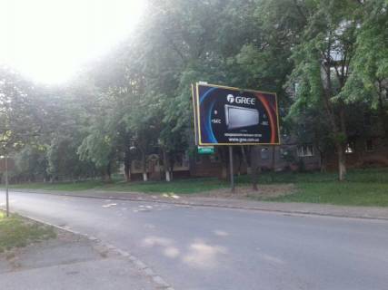 Billboard A in Uzhgorod m. Uzgorod st.Zan'kovec'koi - Seceni, v storonu prosp.Svobodi Photo 1