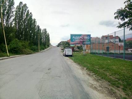 Billboard A in Uzhgorod m.Uzgorod, st. Grusevs'kogo - 8 berezna (perehresta) Photo 1