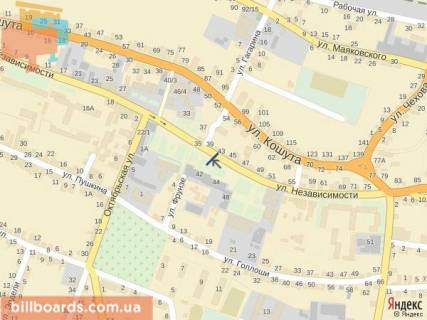 Citylight B in Tyachiv st. Nezaleznosti, centr mista, bila Eksim banku, naproti produktovogo magazinu ta redakcii Druzba, masove skupcenna ludej scheme