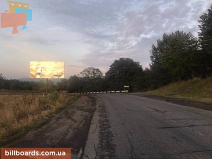 Billboard B in Vinogradiv s.Velika Kopana, st.Miru , v storonu m. Hust, Mukacevo Photo 1